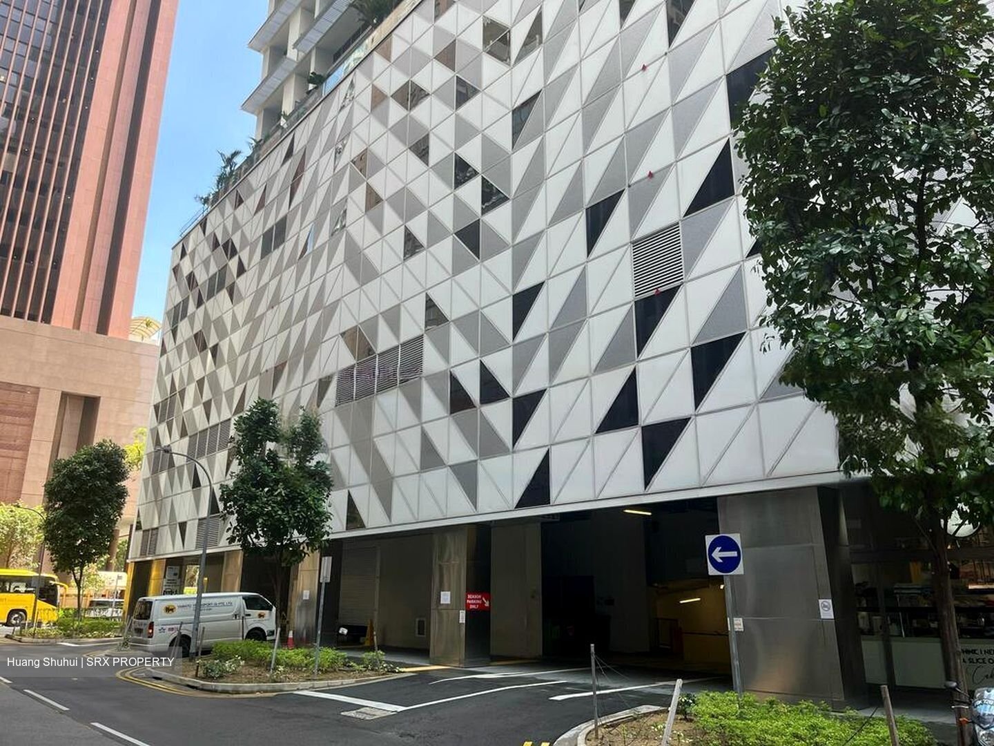Eon Shenton (D2), Office #457437411